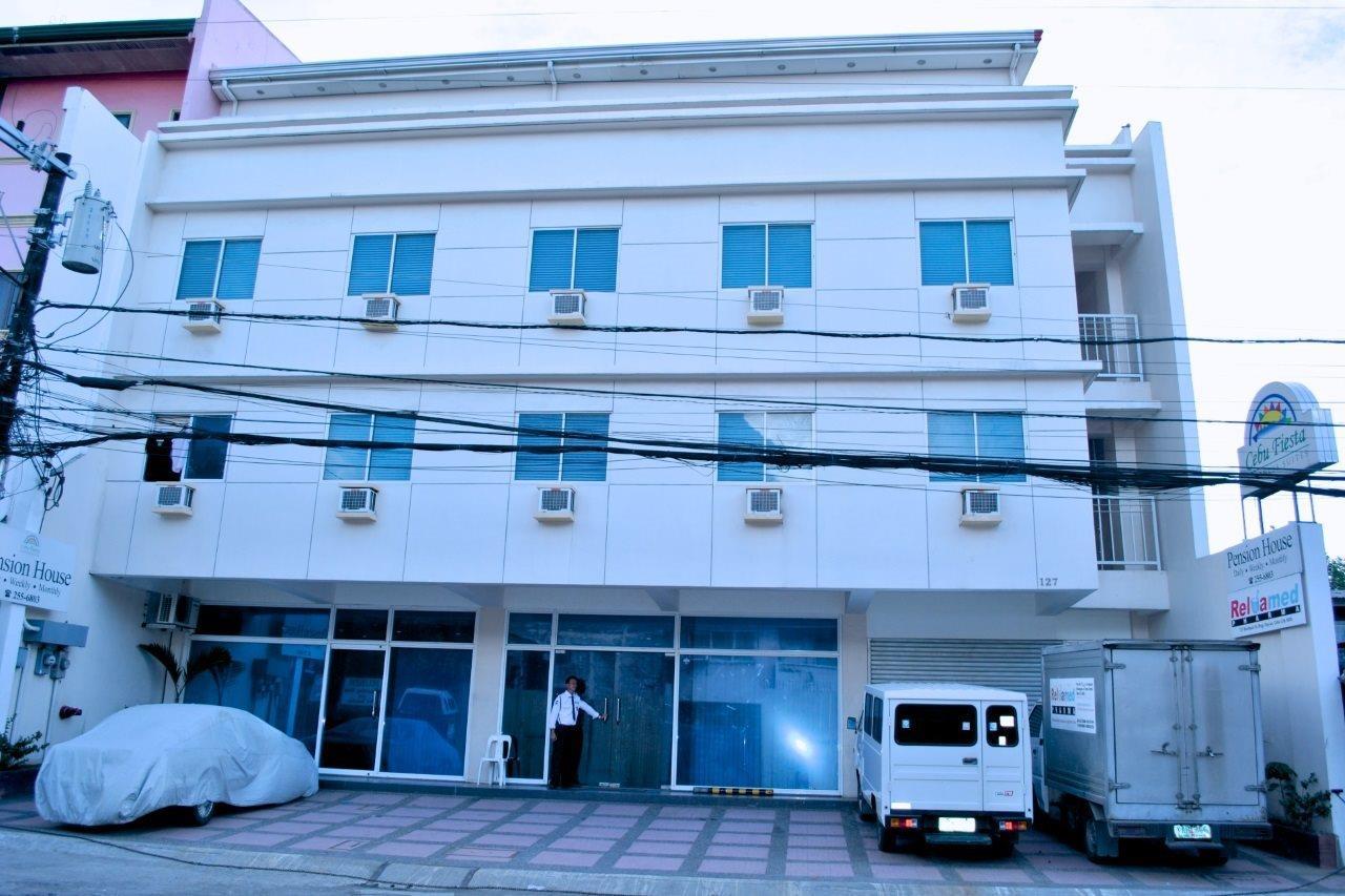 Cebu Fiesta Business Suites Exterior foto